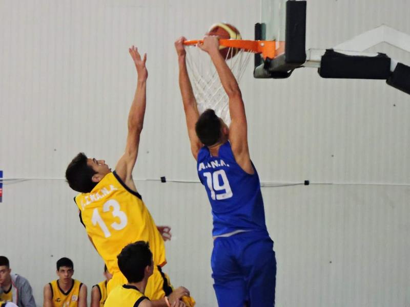 Παιδικό τέσσερεις σερί νίκες