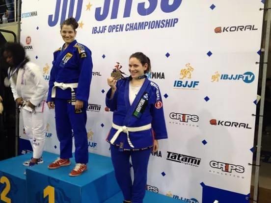 Χρυσή η Βασιλική Λυμπεροπούλου στο BJJ