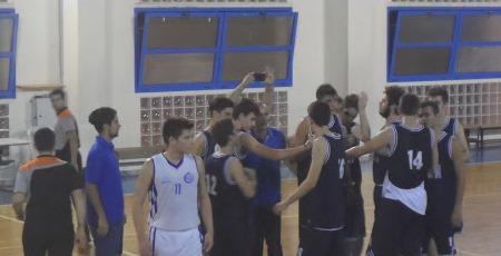 3 στα 3 το εφηβικό