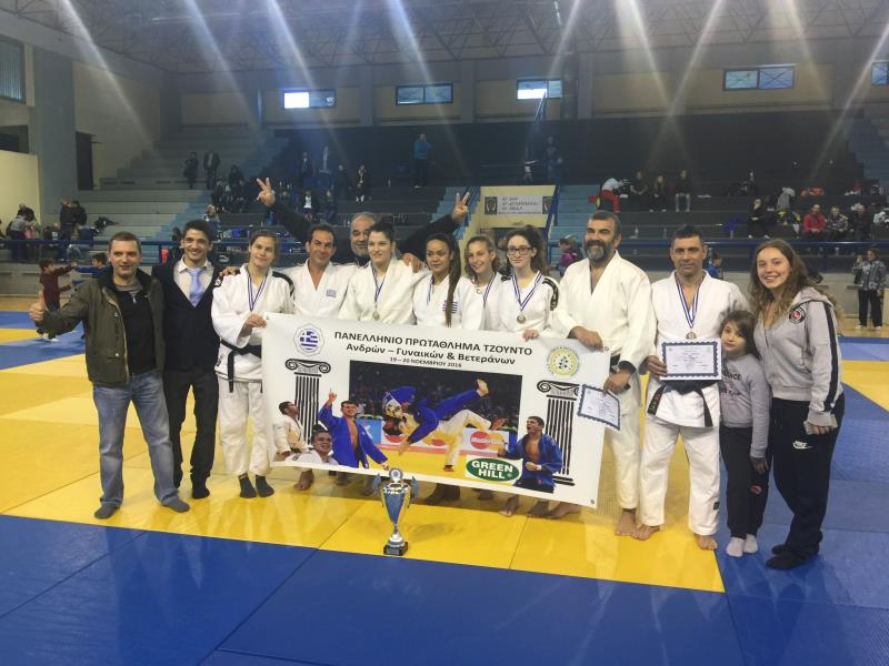 Πρωταθλητρια ομάδα ο ΑΟΝΑ 